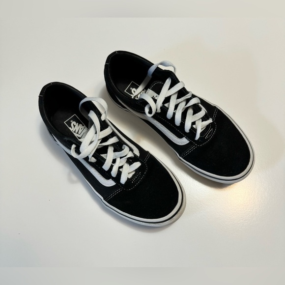 Vans Old Skool - Picture 1 of 6